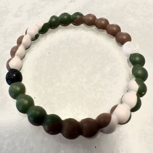 NWOT Lokai Camouflage Print World Wild Life Bangle Bracelet Green Brown OS